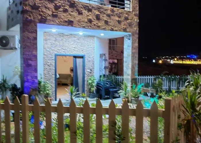 بجوار سينزو مول Villa *